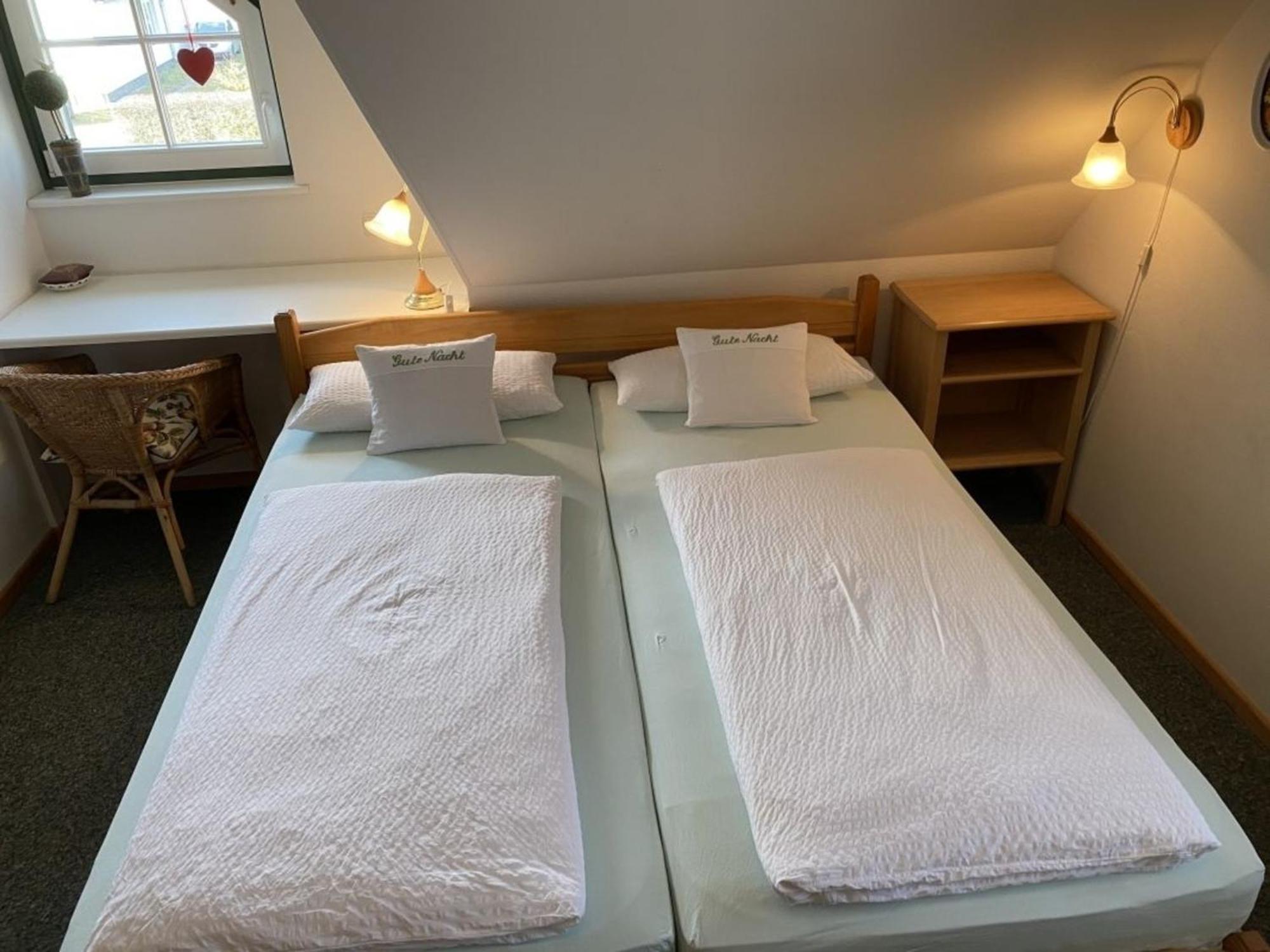 Ferienwohnung Nr 07 Og Spitzboden Born Buitenkant foto